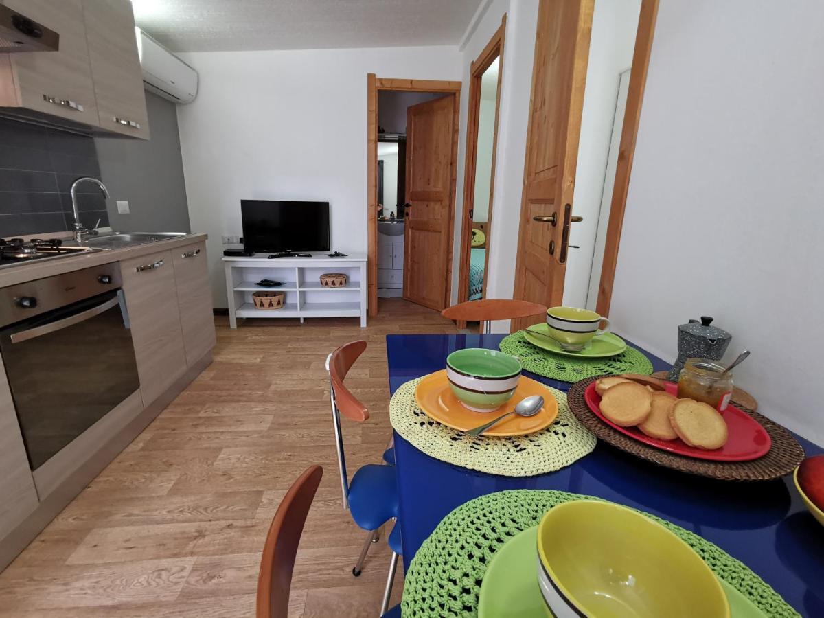 Ziu Angelinu Ad Un Passo Dal Mare Villa Porto Pino Exteriör bild