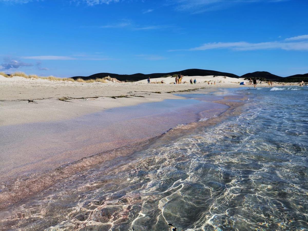 Ziu Angelinu Ad Un Passo Dal Mare Villa Porto Pino Exteriör bild