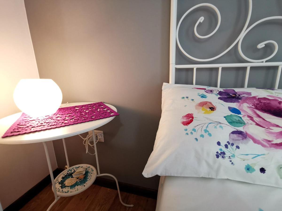 Ziu Angelinu Ad Un Passo Dal Mare Villa Porto Pino Exteriör bild