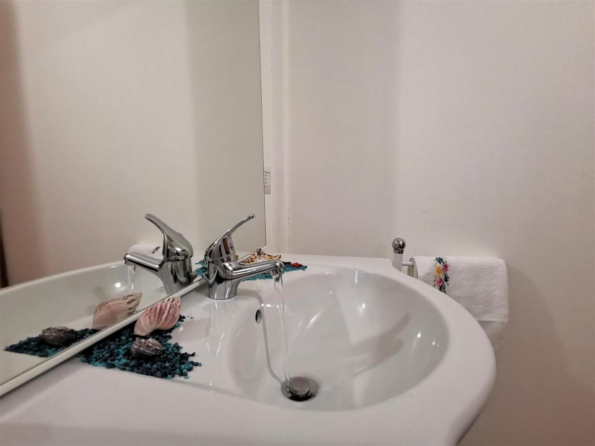 Ziu Angelinu Ad Un Passo Dal Mare Villa Porto Pino Exteriör bild